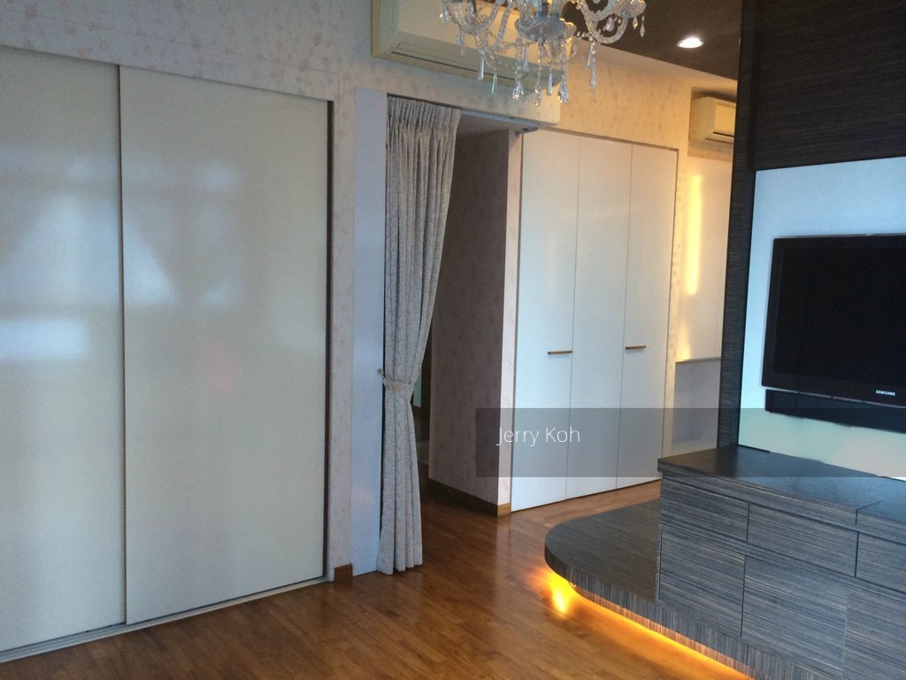 City Square Residences (D8), Condominium #145768912